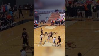 Zero seconds remaining 🏀#NBA #Basketball #BuzzerBeater #fyp #foryou